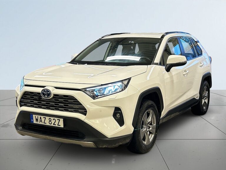 Toyota RAV4 Hybrid AWD MOMS/SoV-Däck/Drag/Adap Fart/Rattvärm/Kamera