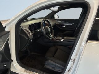 Mercedes-Benz EQC 400 4MATIC S&V-Hjul/Drag/Pvärm/Backkamera/Adfart/MOMS – bild 10