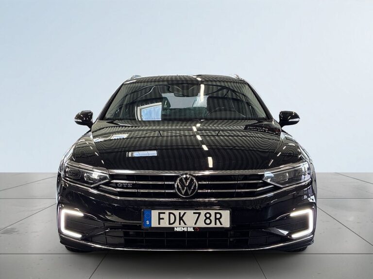 Volkswagen Passat Sportscombi GTE 1.4 TSI ACT OPF GTE S&V/Drag/Backkamera