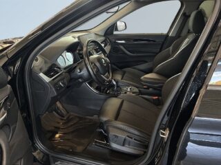 BMW X1 xDrive20d Steptronic Sport line S&V/Drag/M/Kvärmare/BT – bild 7