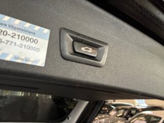BMW X1 xDrive20d Steptronic Sport line S&V/Drag/M/Kvärmare/BT – bild 19