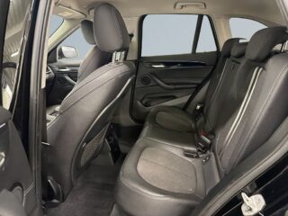 BMW X1 xDrive20d Steptronic Sport line S&V/Drag/M/Kvärmare/BT – bild 13