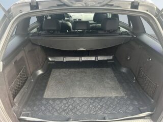 Mercedes-Benz C AMG Line Avantgarde SoV-Däck/Värmare/Pano – bild 12