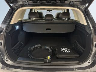 MG S6 EV Dual Motor 77 kWh AWD 360° HuD Panorama 0 % Ränta – bild 11