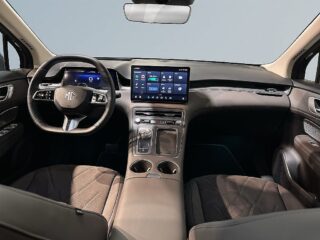 MG S6 EV Dual Motor 77 kWh AWD 360° HuD Panorama 0 % Ränta – bild 8