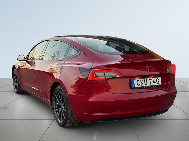 Tesla Model 3 Long Range AWD Long Range Skinn/1Ägare/SoV/Kameror