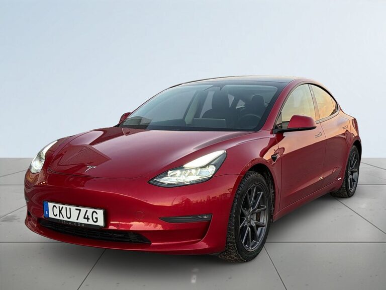 Tesla Model 3 Long Range AWD Long Range Skinn/1Ägare/SoV/Kameror