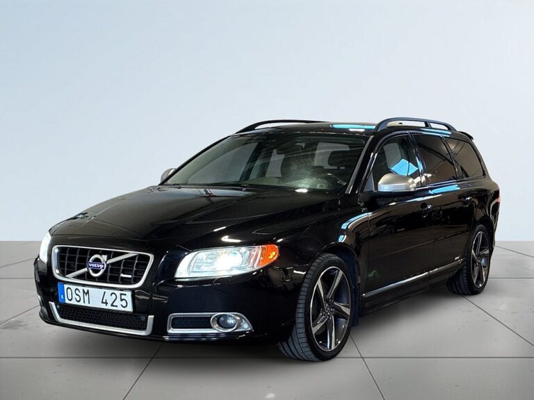 Volvo V70 D4 AWD R-Design Dynamic Edition Drag Värmare Pano S&V