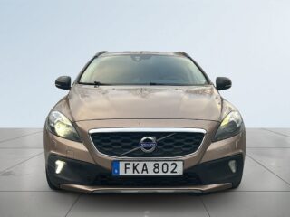 Volvo V40 Cross Country D2 Momentum Kamrem-Bytt/Psens/SoV-Däck/MoK-Värm – bild 2