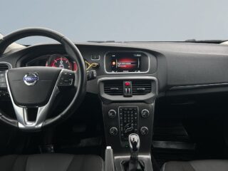 Volvo V40 D4 Momentum KamremBytt/Dragkrok/Psens/SoV-Däck/MoK-Värm – bild 11