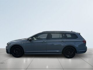 Volkswagen Passat Limited 257/320 2.0 TDI GTS R-Line Drag/D-Värm/Kamera – bild 4
