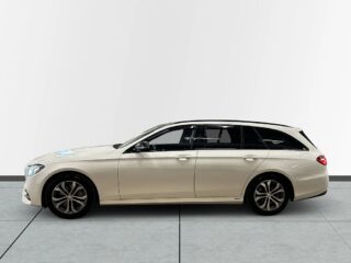 Mercedes-Benz E220 220 T 194hk AMG Sport S&V-hjul/Pano/Drag/Dvärm – bild 4