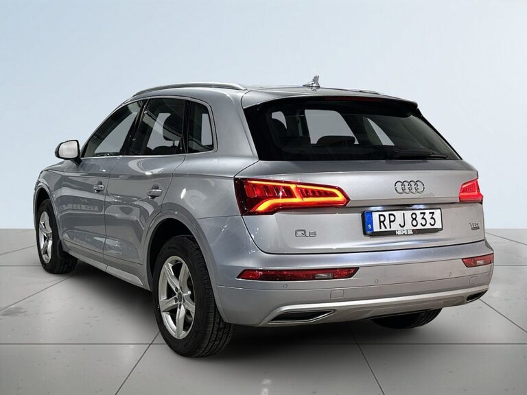Audi Q5 2.0 TFSI Quattro Proline Drag Pvärm Kamera CarPlay SoV