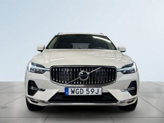 Volvo XC60 RechargeT6 AWD Drag/Kamera/Bowers&Wilkins/Skinn/S&Vdäck – bild 2