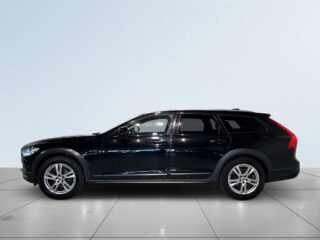 Volvo V90 Cross Country D4 AWD Pro Drag Pvärm Mvärm GPS Kamera GPS SoV – bild 4
