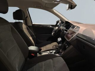 Volkswagen Tiguan 2.0 TDI 4Motion GT Cockpit Drag Kamera Pvärm SoV – bild 10