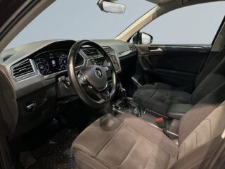 Volkswagen Tiguan 2.0 TDI 4Motion GT Cockpit Drag Kamera Pvärm SoV – bild 7
