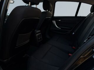 BMW 118d xDrive 5-dörrars Drag/SoV-Däck/MoK/Psens – bild 13