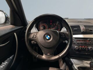 BMW 116i 5-dörrars M Sport Motorvärmare Sportstolar Kamkedja SoV – bild 9