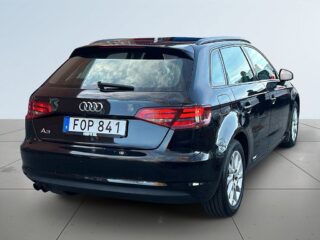 Audi A3 Attraction Nybes/LågSkatt/Kamkedja/MoK-Värm/SoV-Däck – bild 6
