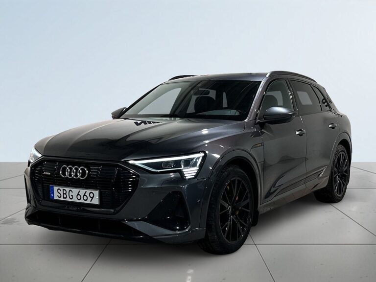Audi e-tron 55 quattro S line Drag Pvärm 360° B&O Pano SoV MOMS