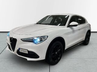 Alfa Romeo Stelvio 2.0 Turbo 16V Q4 Super SoV/Drag/MoK/Kamera/Skinn/Navi – bild 16