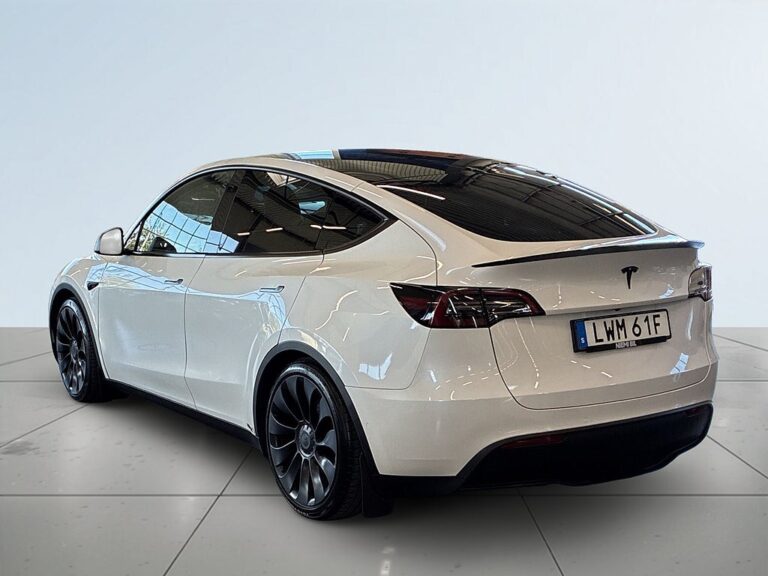 Tesla Model Y Performance S&V/Drag/Pano/Värmepump/Ljusramp/Elstolar