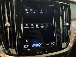 Volvo V60 Cross Country D4 AWD Momentum S&V-hjul/Kamera/Carplay/Skinn/Dvärm – bild 22