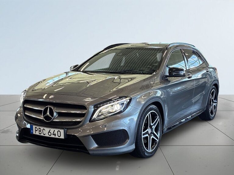 Mercedes-Benz GLA 220 d 4MATIC 7G-DCT AMG Line Backkamera/Drag/Pano/Navi