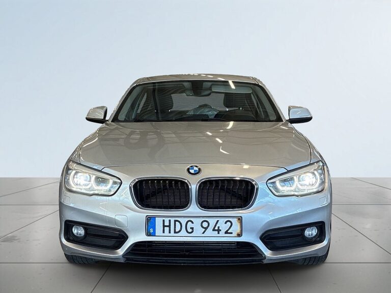 BMW 116d d Sport line S&V-hjul/Skinn/M sport ratt/Psens/Dragkrok