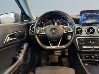 Mercedes-Benz CLA250 250 7G-DCT AMG Line S&V-hjul/Panorama/Carplay/Kamera – bild 9