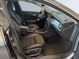 Mercedes-Benz CLA250 250 7G-DCT AMG Line S&V-hjul/Panorama/Carplay/Kamera – bild 10