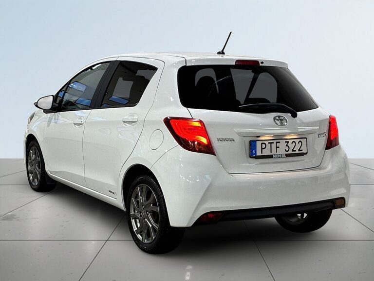Toyota Yaris 1.33 Dual VVT-i S Active, Style Kamera Värmare S&V-Hjul