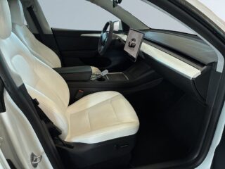 Tesla Model Y Performance S&V/Drag/Pano/Värmepump/Backkamera/MOMS – bild 10