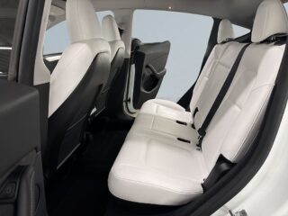 Tesla Model Y Performance S&V/Drag/Pano/Värmepump/Backkamera/MOMS – bild 13
