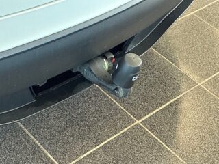 Tesla Model Y Performance S&V/Drag/Pano/Värmepump/Backkamera/MOMS – bild 17