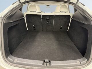 Tesla Model Y Performance S&V/Drag/Pano/Värmepump/Backkamera/MOMS – bild 12