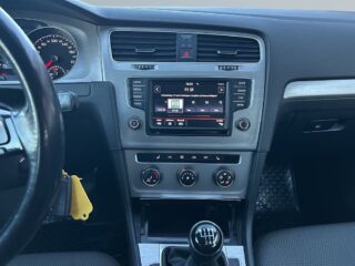 Volkswagen Golf I Base 1.4 TSI Mok-värmare/Bytt Kamrem/SoV-Däck/Låg skatt – bild 11