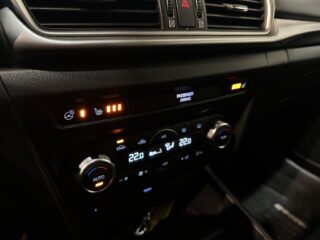 Mazda 3 Sport SKYACTIV-G Drag Mvärm Kamera HuD Rattvärme SoV – bild 21