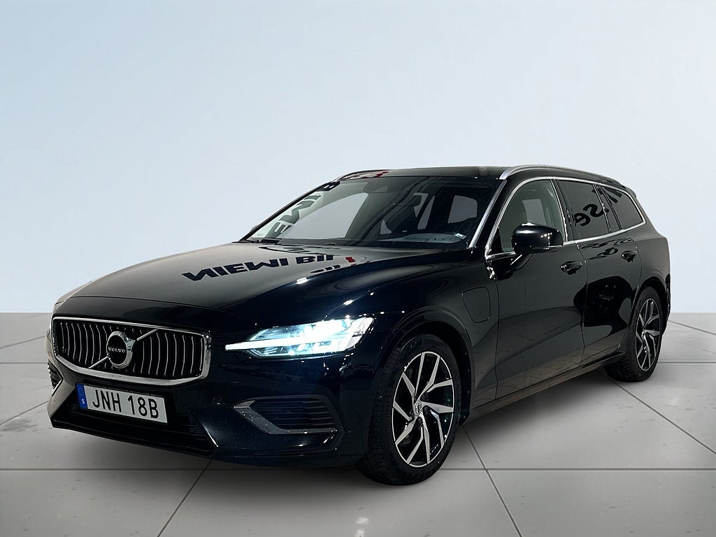 Volvo V60 T8 Twin Engine AWD Inscription Pano Kamera Drag VoC SoV