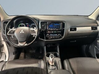 Mitsubishi Outlander PHEV CVT Business Drag/Kamera/Navi/SoV/Psens – bild 8