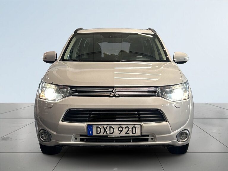 Mitsubishi Outlander PHEV CVT Business Drag/Kamera/Navi/SoV/Psens