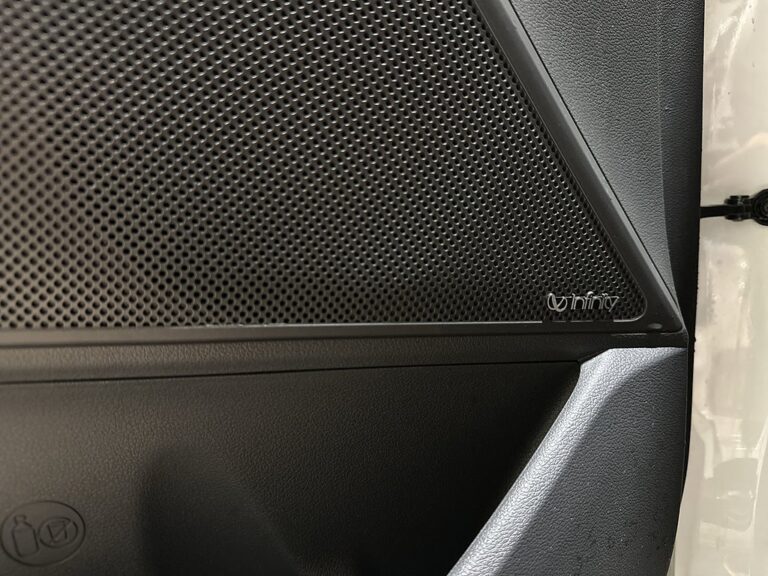 Hyundai IONIQ Hybrid 1.6 Premium Plus Mvärm Kamera GPS Skinn SoV