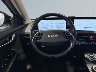 Kia EV6 77.4kWh Drag 360 Värmare Cockpit Skinn 1 ägare MOMS S&V – bild 9