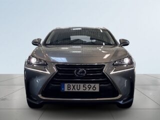 Lexus NX 300h AWD 2.5 AWD E-CVT Executive S&V/Drag/M&K-värm/BT – bild 2