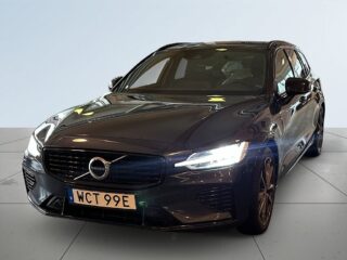 Volvo V60 Recharge T6 AWD R-Design MOMS/Drag/Skinn/Navi/SoV/Pvärm – bild 16