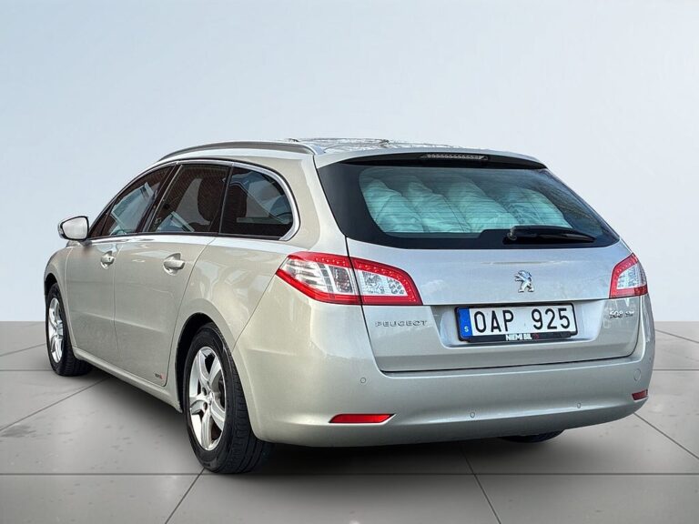 Peugeot 508 SW 1.6 HDi SoV-Däck/Motorvärmare/Psensorer/Panoramaglas