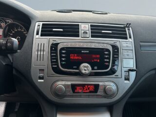 Ford Kuga AWD Trend Dragkrok/SoV-Däck/Motorvärmare/Psensorer – bild 11