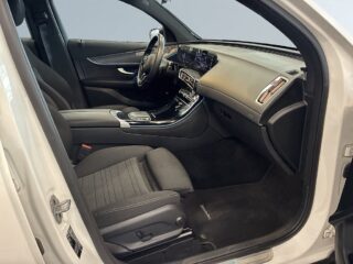 Mercedes-Benz EQC400 4MATIC S&V-Hjul/Drag/Adfart/Navi/Pvärm/Keyless/MOMS – bild 10