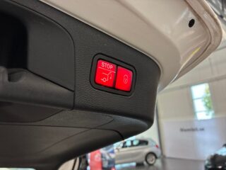 Mercedes-Benz EQC400 4MATIC S&V-Hjul/Drag/Adfart/Navi/Pvärm/Keyless/MOMS – bild 18